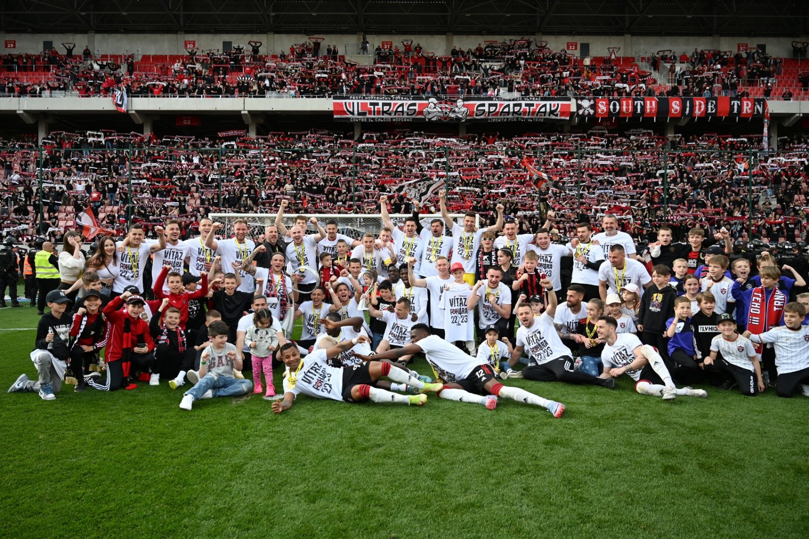 Spartak Trnava vyhral futbalový Slovnaft cup, vo finále porazil Slovan 3:1 po predĺžení