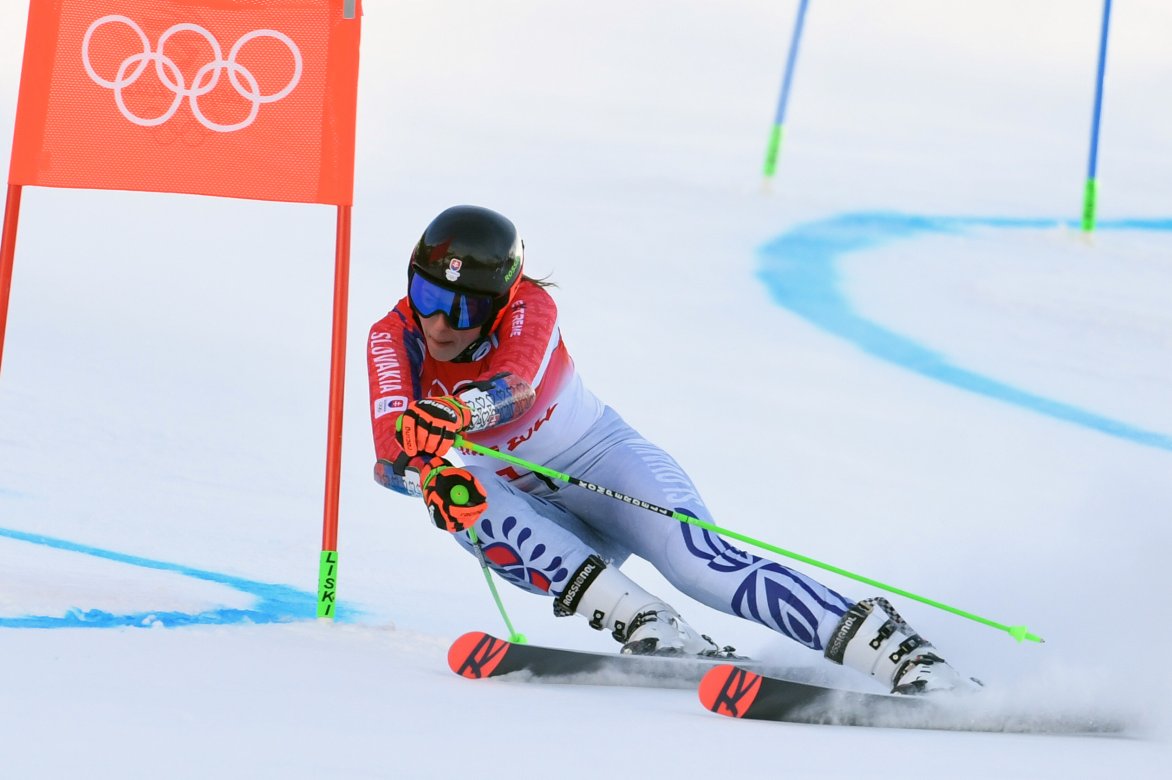 Petra Vlhová obsadila 14. miesto v obrovskom slalome na olympiáde v Pekingu. Zlato získala Sara Hectorová