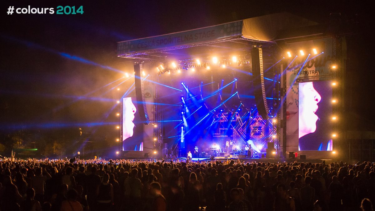 Video: Robert Plant ohúril na Colours of Ostrava 2014 hitmi Led Zeppelin