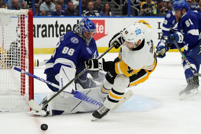 NHL: Obhajca z Tampy na úvod podľahol Pittsburghu