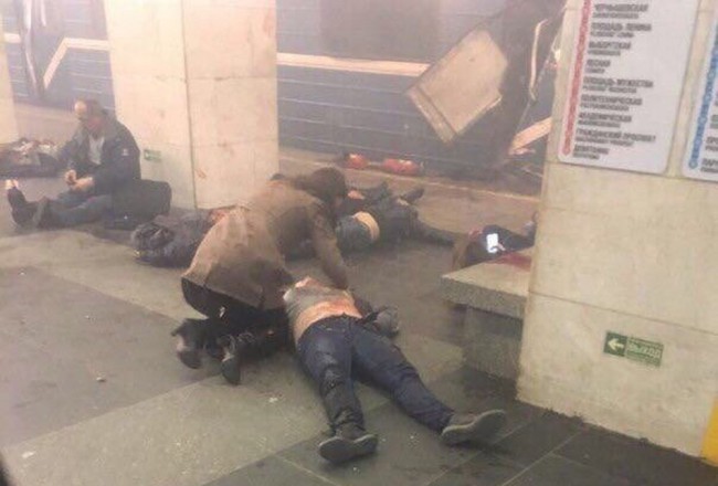 ONLINE: Na stanici metra v Petrohrade došlo k výbuchu, hlásia mŕtvych
