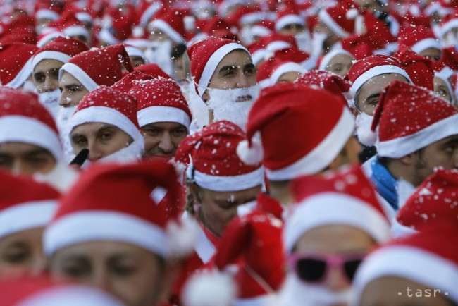 Ulicami Madridu bežalo viac ako 6000 Santov a elfov