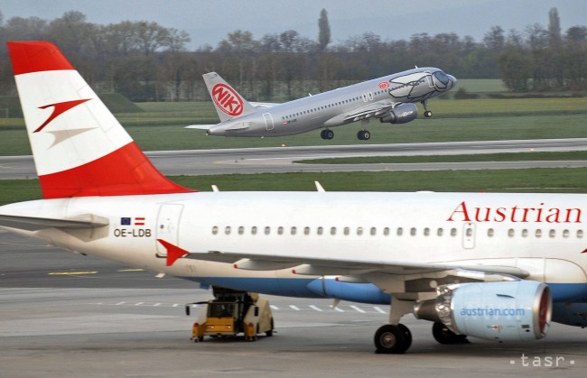 Štyri lietadlá smerujúce do Viedne museli pristáť v Bratislave