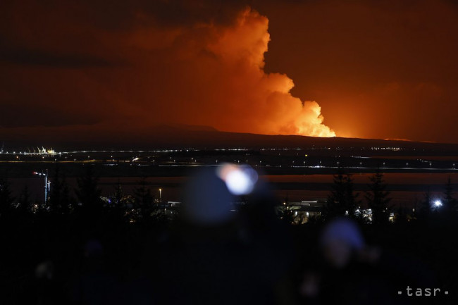 Foto: Po sérii zemetrasení došlo na Islande k erupcii sopky