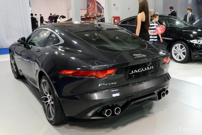 Jaguár F Type Coupé.