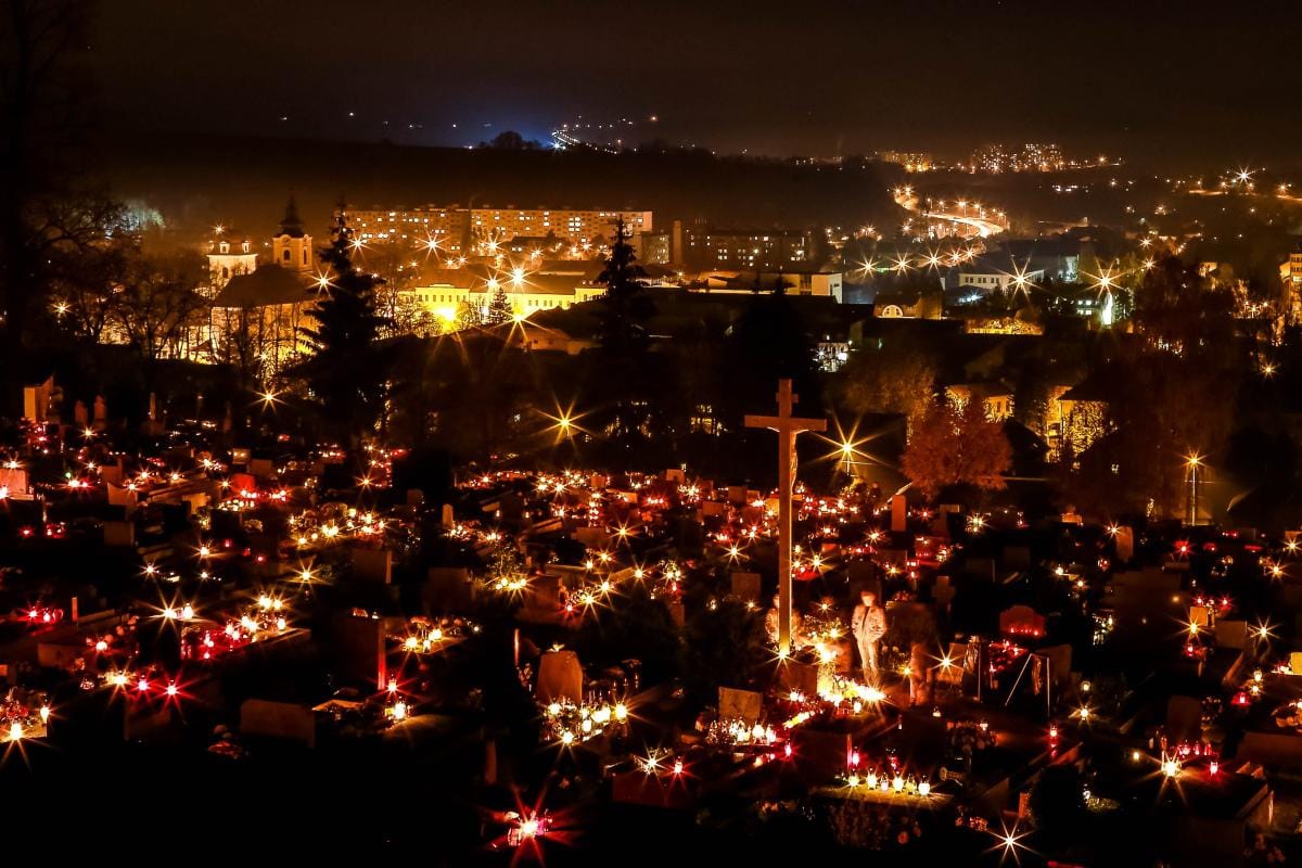 Sviatok Všetkých svätých je dňom pracovného pokoja