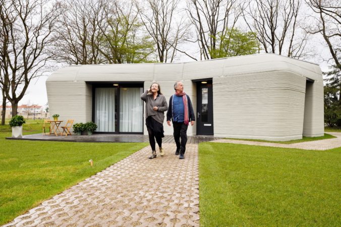 Holandskí seniori ako prví v Európe testujú dom, ktorý je celý vyrobený 3D tlačou