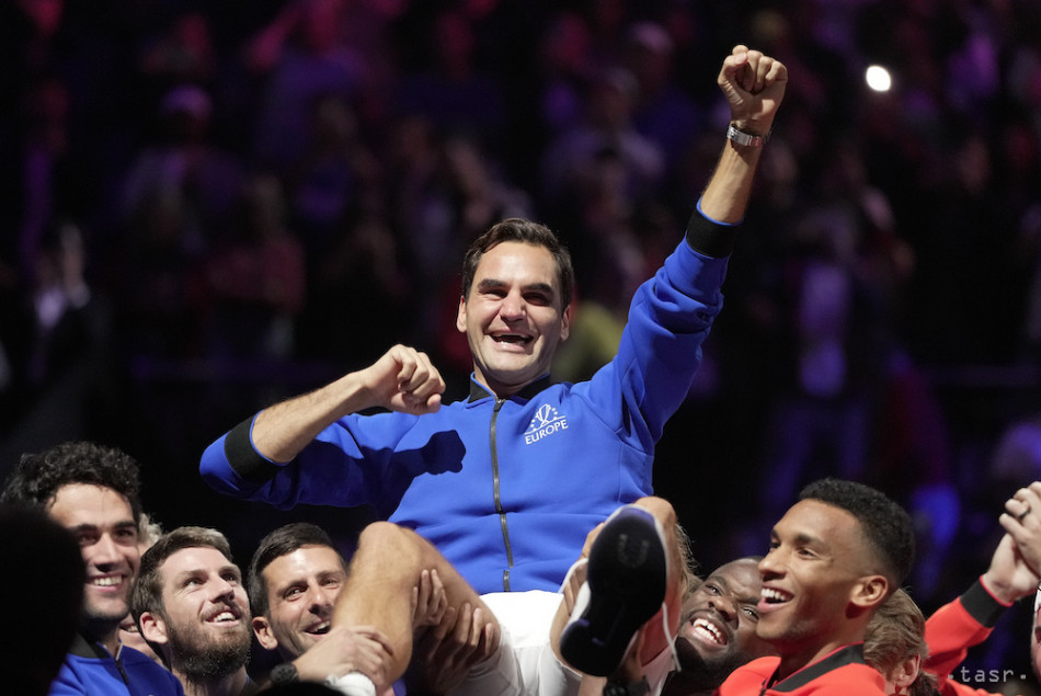 Laver Cup: Federer sa rozlúčil s kariérou prehrou vo štvorhre po boku Nadala