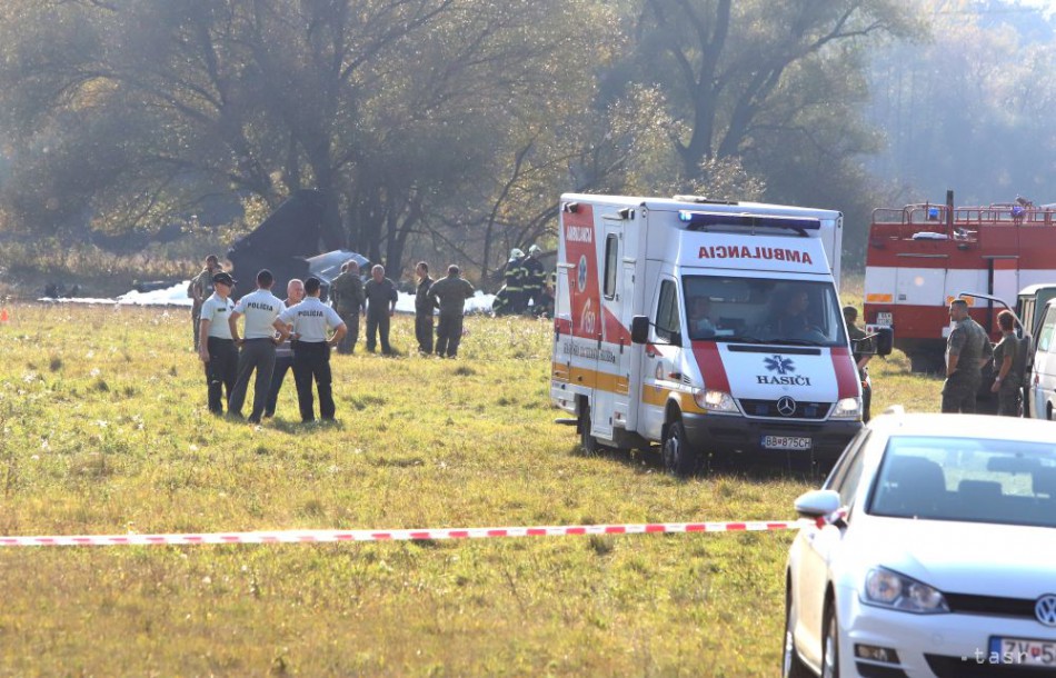 Medzi Sliačom a Kováčovou sa zrútilo vojenské lietadlo L-39 + prvé foto