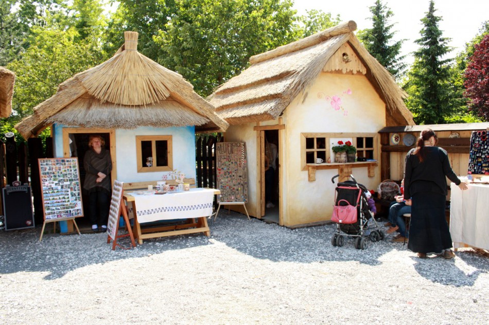 Novou atrakciou mesta je Bojnický dvor s umeleckými remeselníkmi