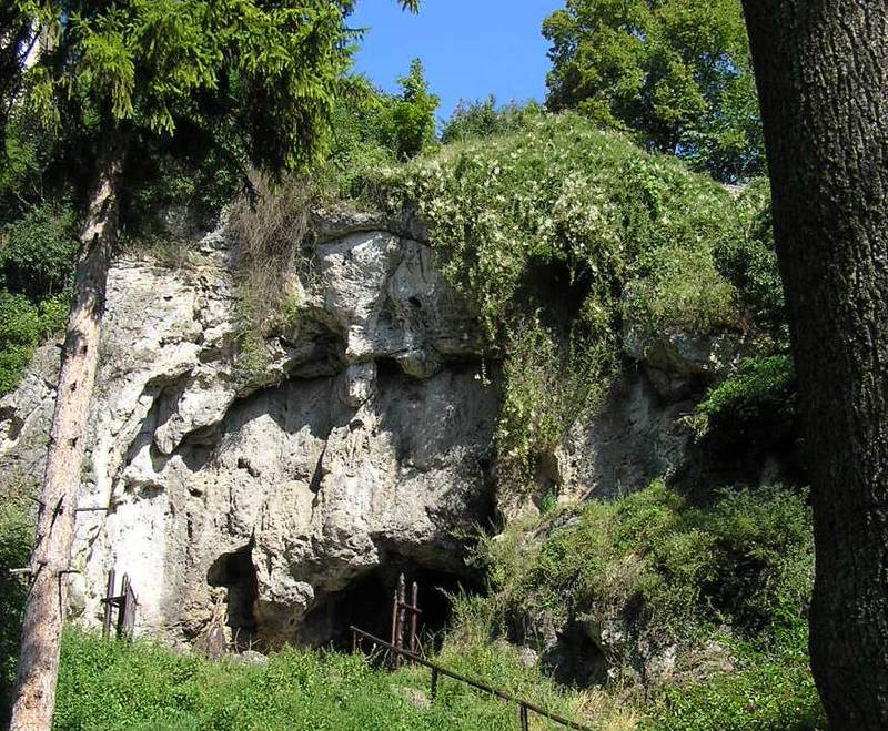 Používali neandertálci orlie pazúry ako šperky? Navštívte región Horná Nitra-Bojnice a zistite viac...
