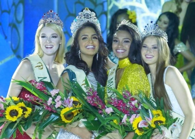 Miss Water 2019 Klára Vavrušková celkom vpravo. Foto: www.facebook.com