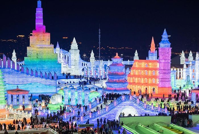 Úžasné fotografie z festivalu Harbin Snow and Ice Festival v Číne