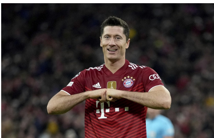 Liga majstrov: Bayern a Juventus postúpili do osemfinále, Lewandowski s hetrikom