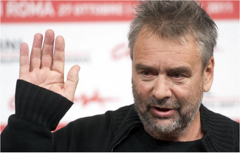 Súd v Paríži potvrdil zamietnutie obvinenia voči režisérovi Bessonovi