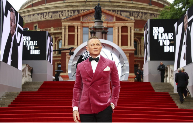 Nová bondovka má za sebou svetovú premiéru, Craig sa lúči s úlohou 007