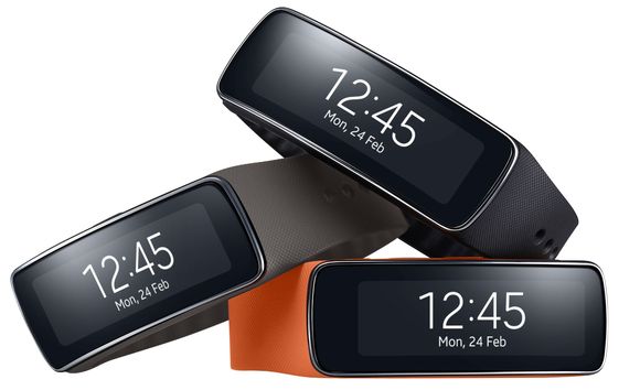 Video: Samsung predstavil Samsung Gear Fit – unikátny „inteligentný“ náramok