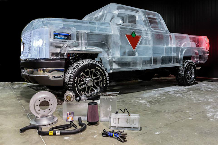 Video: Karoséria auta vyrobená celá z ľadu? Prečo nie