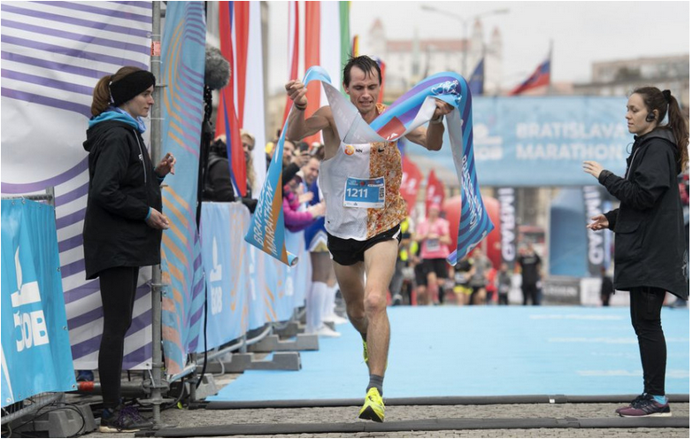 Maratón v Bratislave 2023 vyhrali Ivaniuta a Jozičová