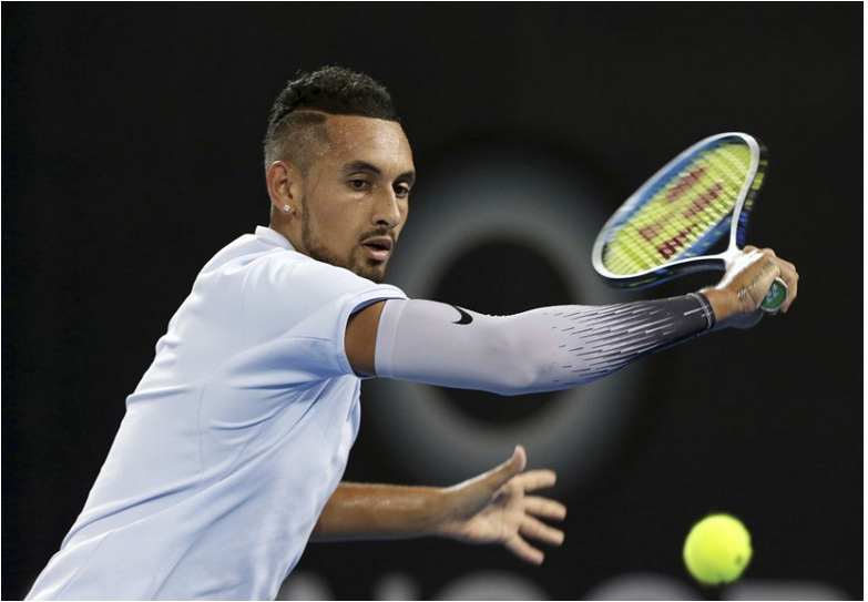 Kyrgios čelil v Stuttgarte rasistickým urážkam, odmietal dohrať zápas