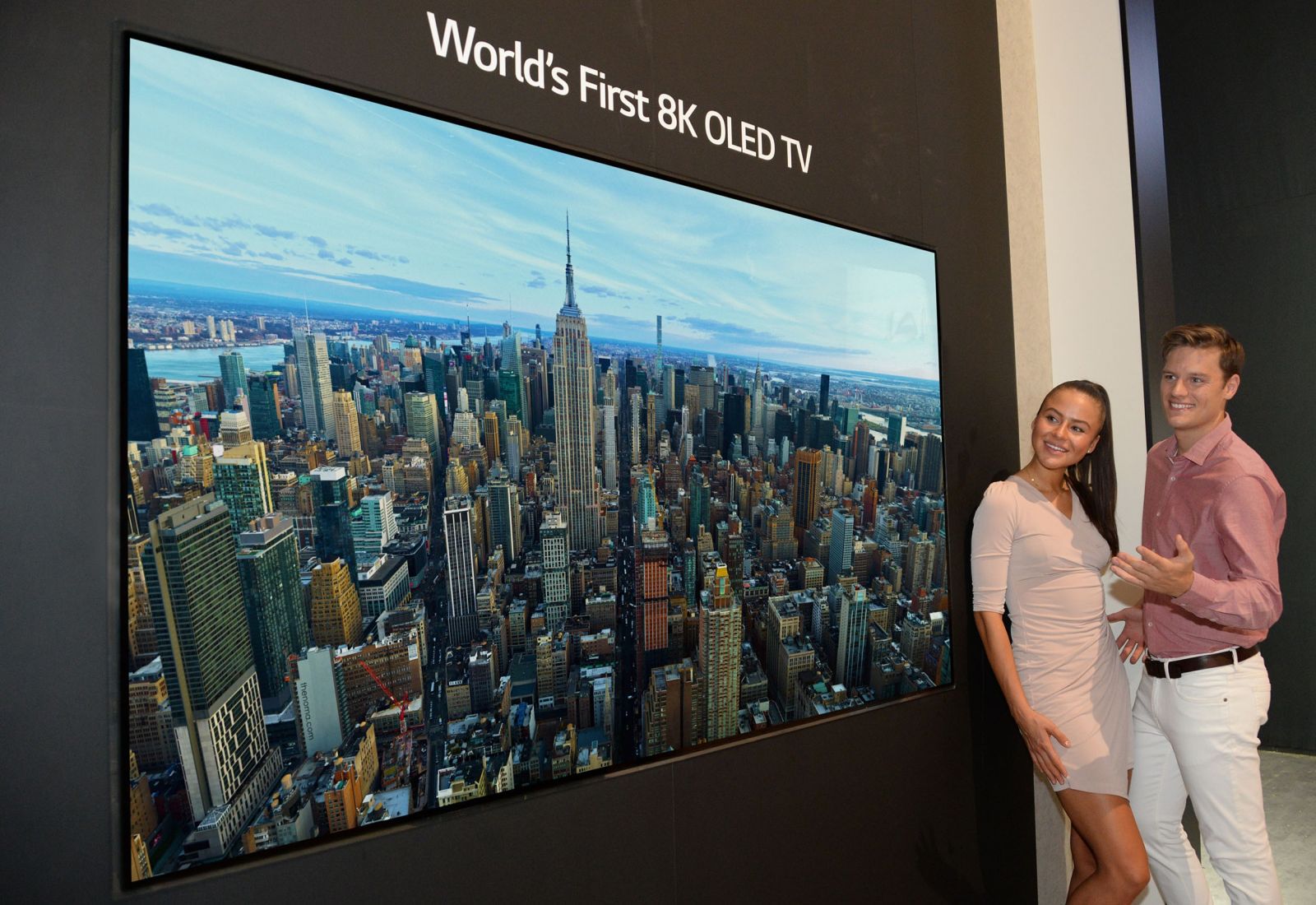 LG PREDSTAVUJE NA VEĽTRHU IFA PRVÝ 8K OLED TELEVÍZOR NA SVETE