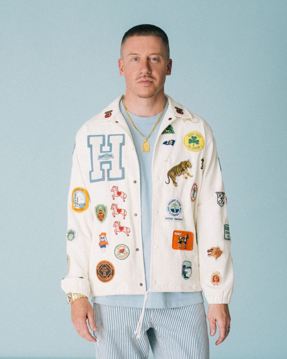 Rapper Macklemore privezie na Colours of Ostrava 2023 obrovskú show