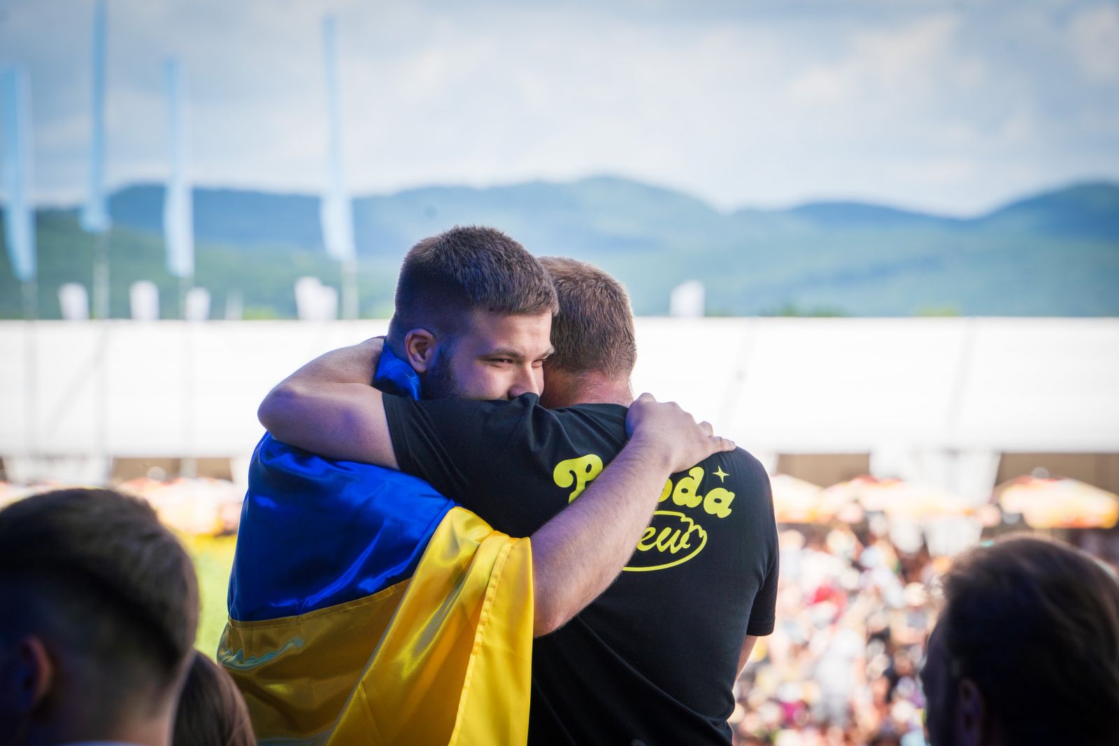 Michal Kaščák vracia cenu Nadácie Tatra banky za umenie