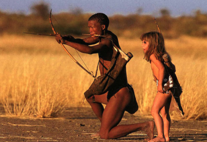 Video: Nádherné fotky francúzskeho dievčaťa, ktoré vyrastalo v africkej divočine