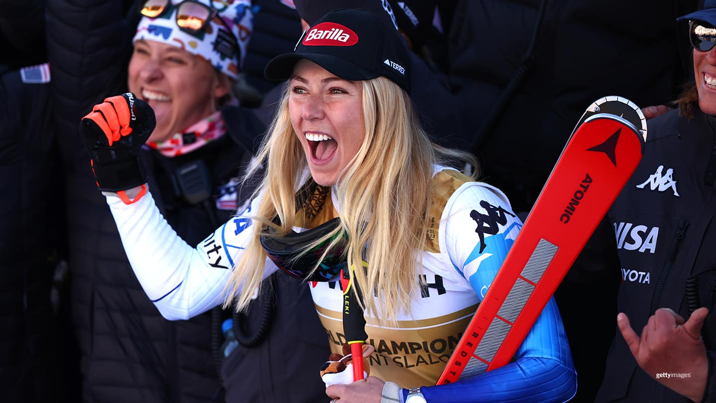 Lyžiarka Mikaela Shiffrinová sa po zranení kolena plánuje vrátiť k pretekom na podujatí SP vo švédskom Åre