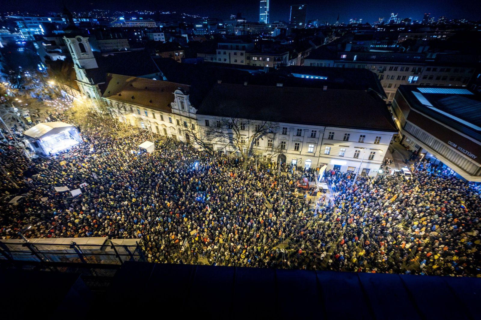 Progresívne Slovensko a SaS organizujú v piatok 15. marca v Bratislave ďalší z opozičných protestov