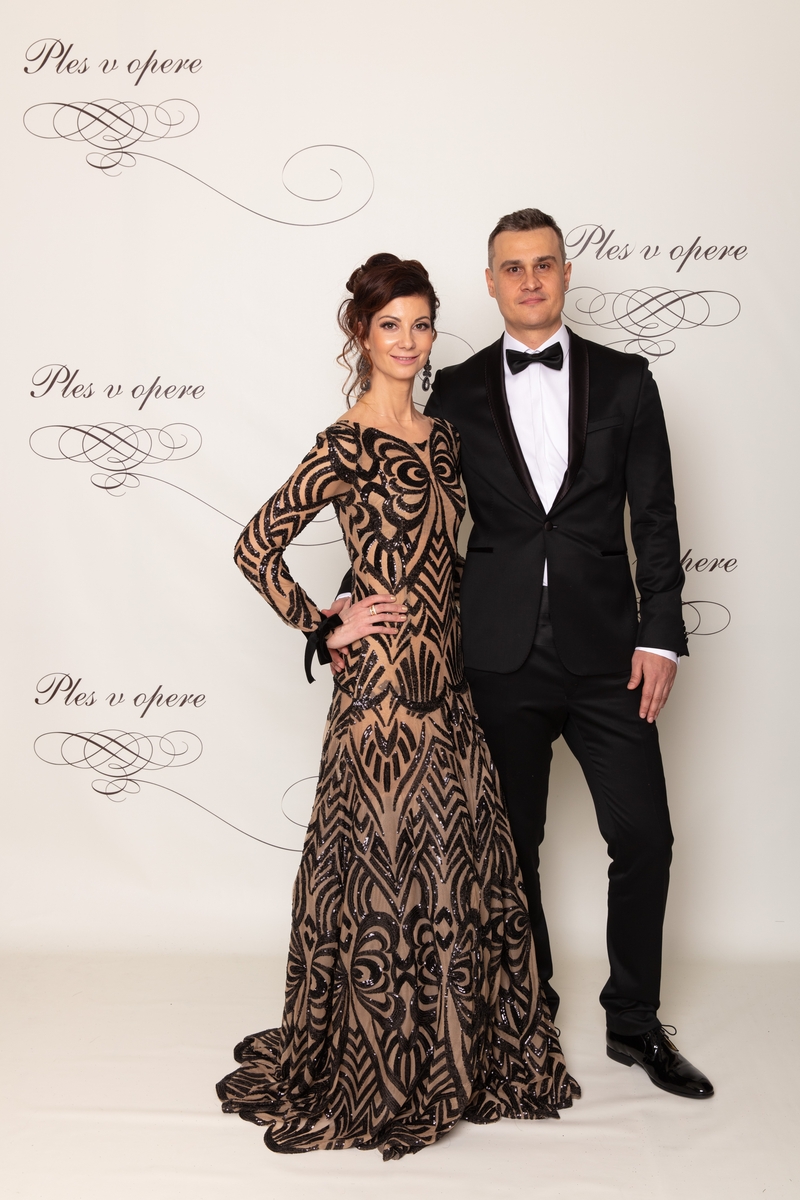 Teplica Michal, generálny riaditeľ News and Media Holding s manželkou Dianou Teplicovou