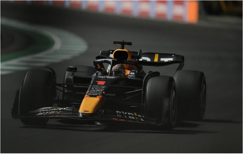 F1: Verstappen zvíťazil na VC Španielska, Leclerc nedokončil preteky