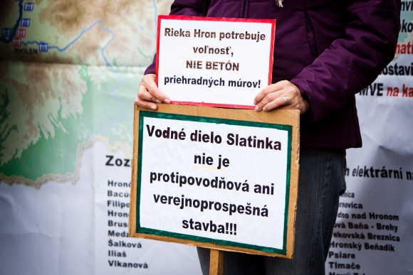 Aktivisti protestovali proti výstavbe VD Slatinka