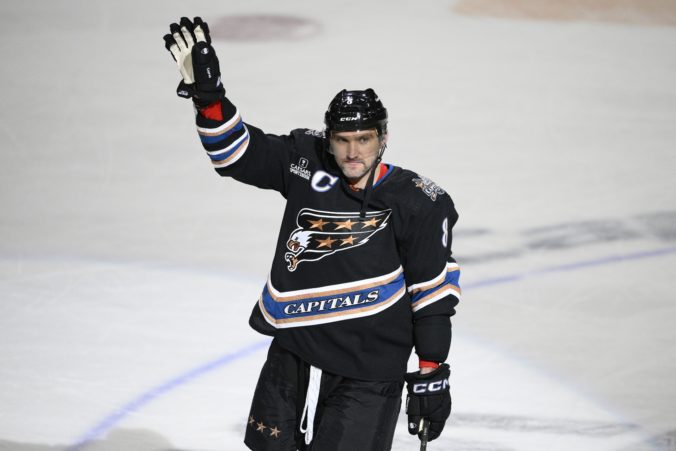NHL: Ovečkin prekonal 57. gólom do prázdnej bránky rekord Gretzkého