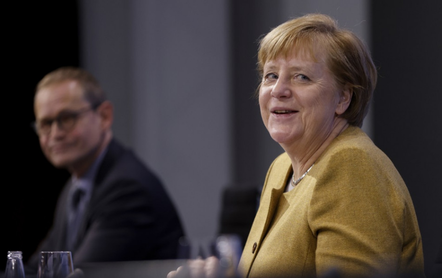 Angela Merkelová varovala pred treťou vlnou pandémie