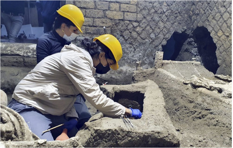 Českí archeológovia našli stredoveký hrob s kostrou černošky