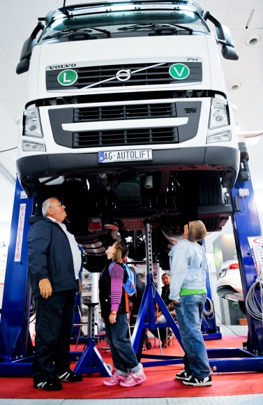 Autosalón v Nitre otvoril svoje brány verejnosti