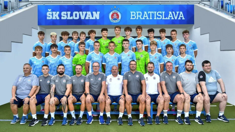 UEFA Youth League - 4. kolo ligovej fázy:  ŠK Slovan Bratislava - Dinamo Záhreb 2:2 (0:1)  Góly: 81. Ivanics (z 11 m), 90.+1 Józsa - 4. Šunta, 60. Horvat