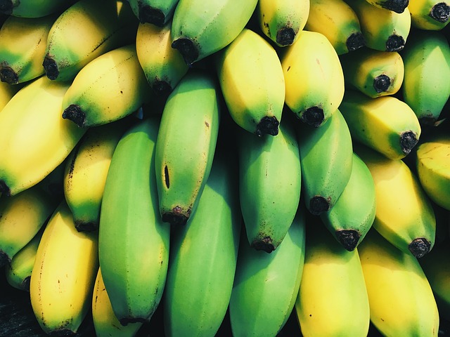 Žlté, hnedé, alebo zelené? Poradíme, kedy jesť banány a ktorá farba je najzdravšia