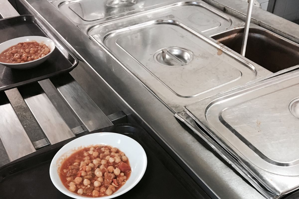 Gastronomické vodné kúpele v hotelovej reštaurácii – prehľad osvedčených riešení