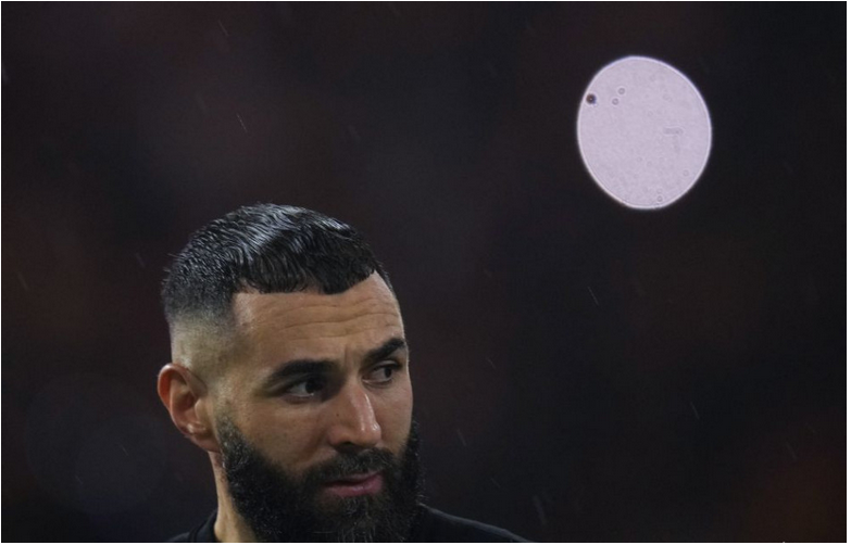 Benzema sa cíti byť pod tlakom a chce dočasne opustiť Al-Ittihad