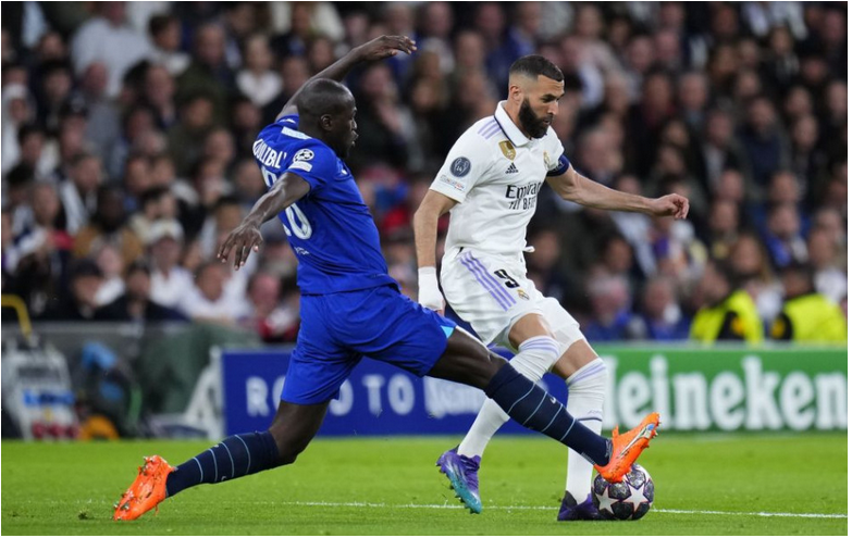 Liga majstrov: Neapol s Lobotkom podľahol AC 0:1, Real zdolal Chelsea 2:0