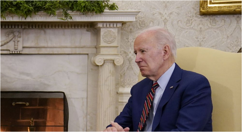 Americký prezident Joe Biden dorazil nečakane do Kyjeva