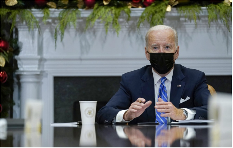 Biden telefonoval so Zelenským. Ukrajine prisľúbil podporu