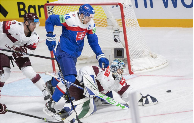 MS 2023 v hokeji: Slovenskí hokejisti budú hrať proti Švajčiarom bez Petra Cehlárika