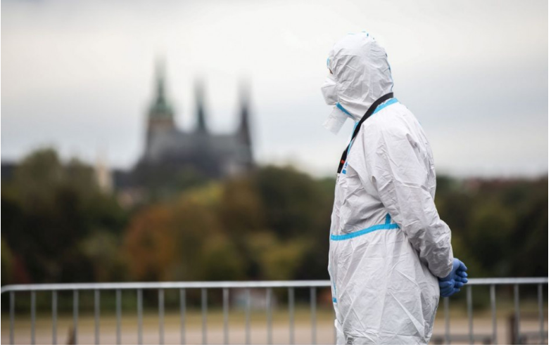 V Česku pribudlo najviac nakazených od začiatku pandémie