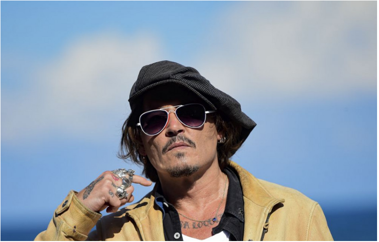 Na karlovarský filmový festival prídu Johnny Depp a Michael Caine