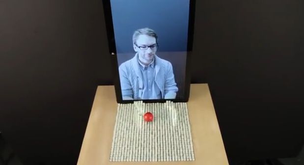 Video: Displej, ktorý na diaľku dokáže zobrazovať veci v 3D