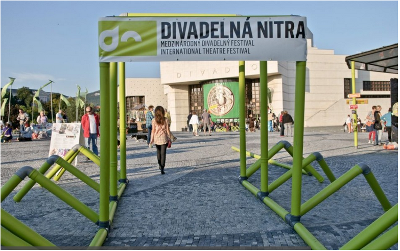 Divadelná Nitra 2022 ponúkne v programe aj tanečné a pohybové divadlo