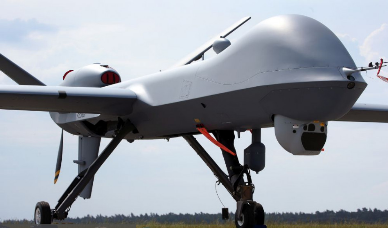 Irán tvrdí, že vyvinul dron, ktorý môže preletieť 7000 kilometrov